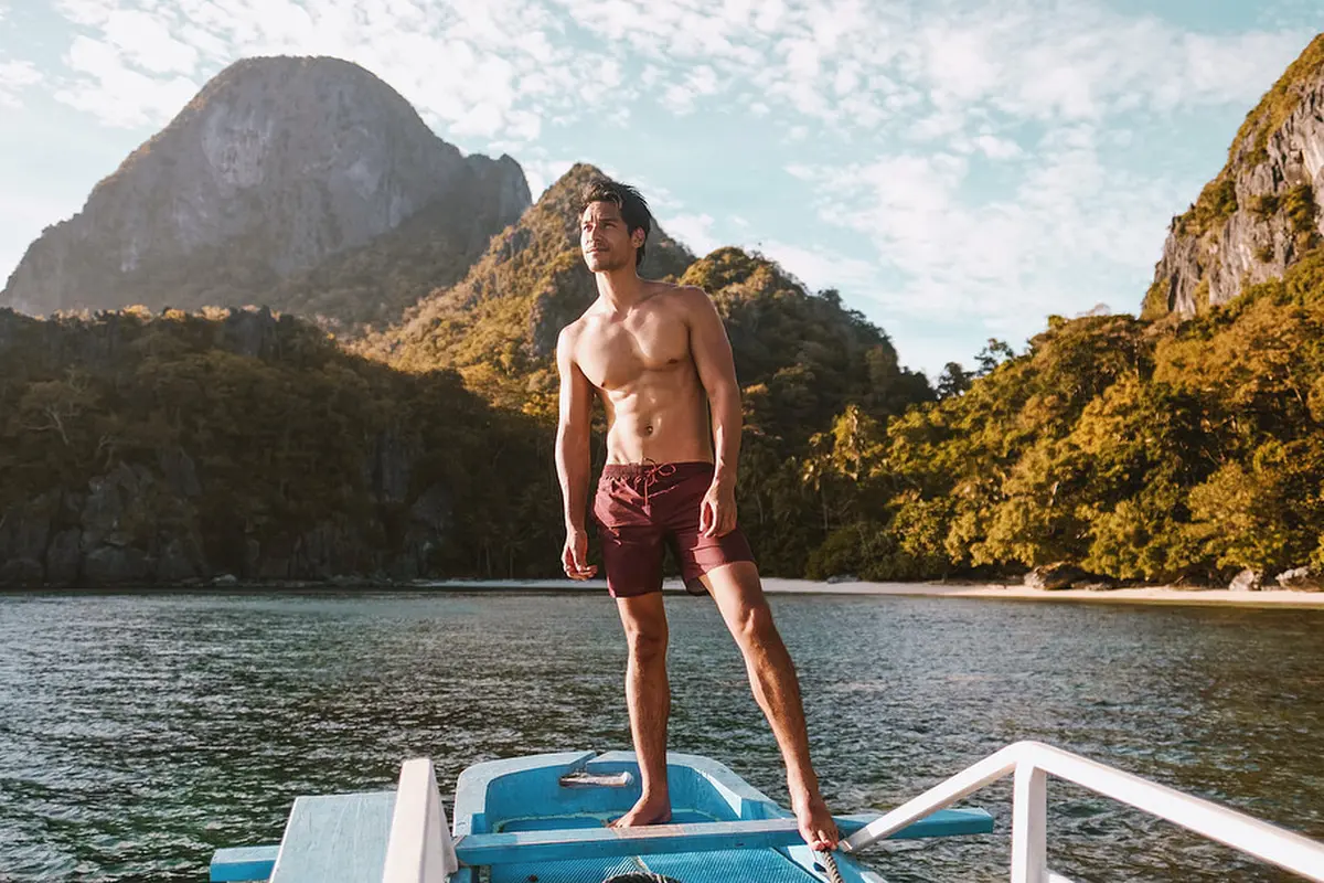 [Bintang] Dikabarkan Dekat dengan Jessica Iskandar, Ini 8 Foto Maskulin Richard Kyle