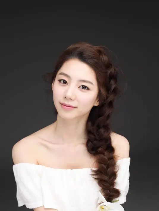 Park Soo Jin (via allkpop.com)