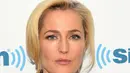 Aktris cantik Gillian Anderson, ia adalah seorang biseksual. Namun naas, nasib sedih melanda dirinya. Gillian Anderson menerima kenyataan pahit ketika ditinggal pergi kekasihnya (meninggal) di tahun 2011. (AFP/Bintang.com)
