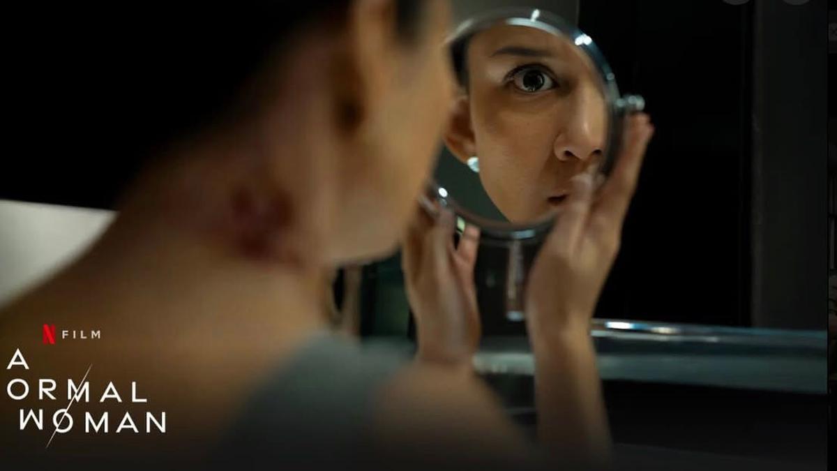 Film A Normal Woman Angkat Penyakit Misterius dalam Gothic Psychological Drama