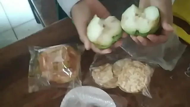 Menu MBG di salah satu sekolah di Tuban