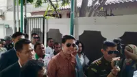 Pablo Benua saat tiba di Pengadilan Negeri Jakarta Selatan.