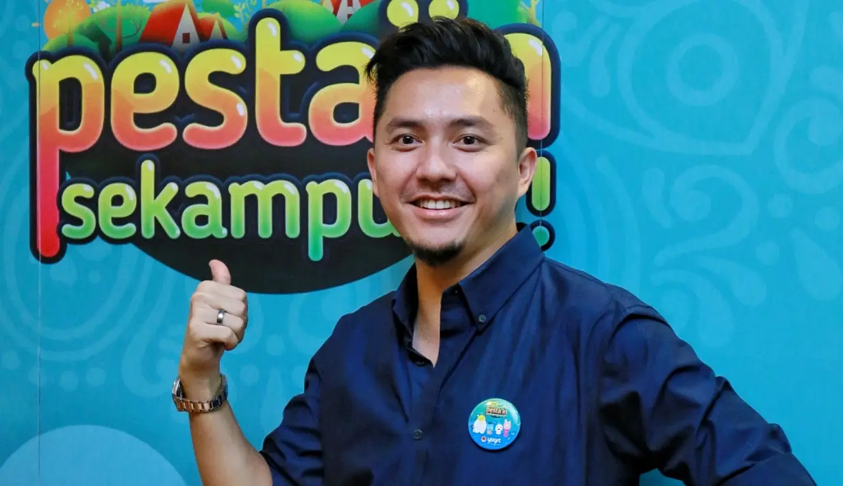 Btari kini berusia empat tahun, sudah mulai belajar berpuasa. Hal itu yang membuat Ananda Omesh mengurangi kegiatannya selama bulan Ramadan tahun ini. Meski masih ada kerjaan rutin yang harus diselesaikan. (Adrian Putra/Bintang.com)