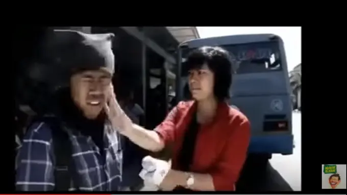 Iklan Rokok Cerdas yang Sanggup Bikin Kamu Ngakak 