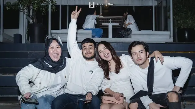 6 Momen Mesra Syifa Hadju dan Rizky Nazar di Pesta Ulang Tahun