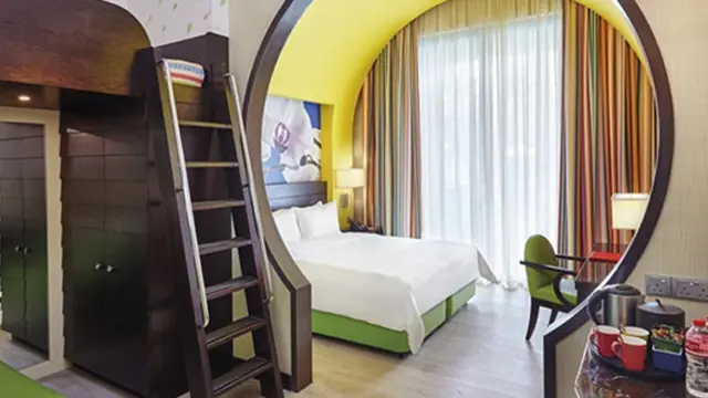 Festive Hotel