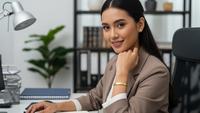11 Model Gelang Emas Simpel Cocok untuk Kerja Kantoran, Tampil Makin Stylish dan Stunning
