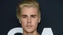 Rupanya hubungan spesial Hailey Baldwin dan Justin Bieber telah mendapat persetujuan dari orangtua model cantik itu. Stephen Baldwin dan Kennya Baldwin merestui putrinya berpacaran dengan penyanyi tampan ini. (AFP/Bintang.com)