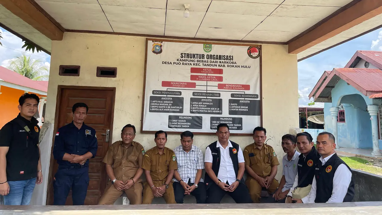 Posko Kampung Bebas Narkoba di Rokan Hulu.
