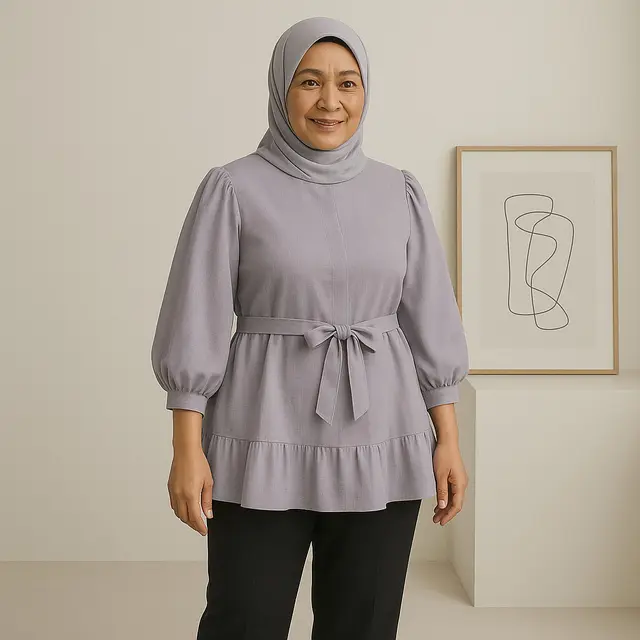 7 Model Tunik Peplum untuk Ibu-ibu Usia 50 Tahun