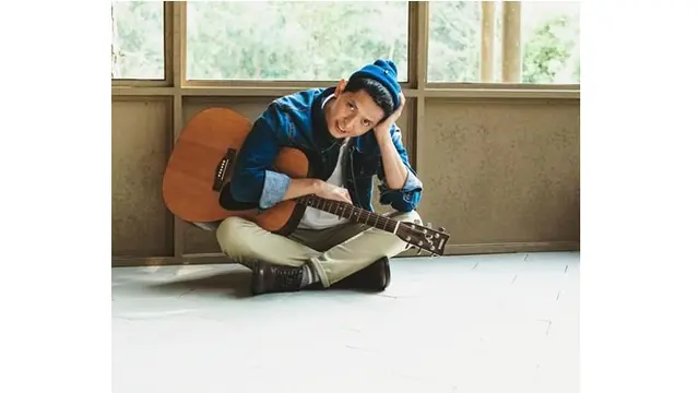 Sebelum menjadi seorang host, Gibran sudah menjadi aktor dan bermain di beberapa film.