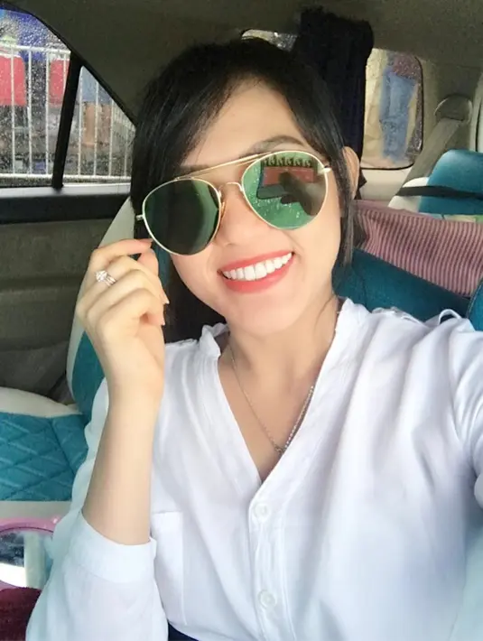 Kecantikan Via Vallen memang tidak perlu diragukan lagi. (foto: instagram.com/viavallen)