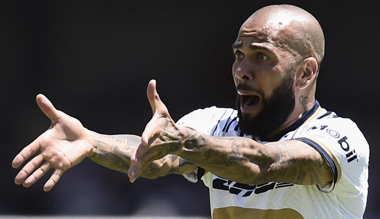 Dari 26 pemain yang masuk skuad Brasil untuk berlaga di Piala Dunia 2022 Qatar, pelatih Tite mayoritas menjatuhkan pilihan kepada para pemain yang berlaga di liga top Eropa, seperti Inggris, Spanyol, Italia dan Prancis. Tercatat hanya ada 4 pemain yang berasal dari liga lokal di Brasil. Siapa saja? Berikut daftar lengkapnya. (AFP/Claudio Cruz)