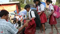 Korban Erupsi Sinabung Dapat Beasiswa Hingga Perguruan Tinggi