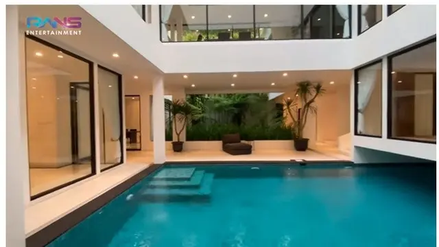 10 Potret Rumah Mewah Rieta Amilia, Bakal Jadi Kantor Sementara Rans Entertainment