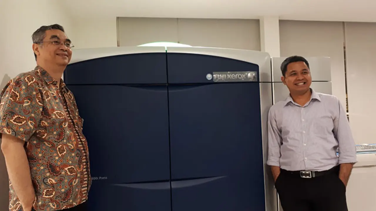Mesin Fuji Xerox Color 800i press