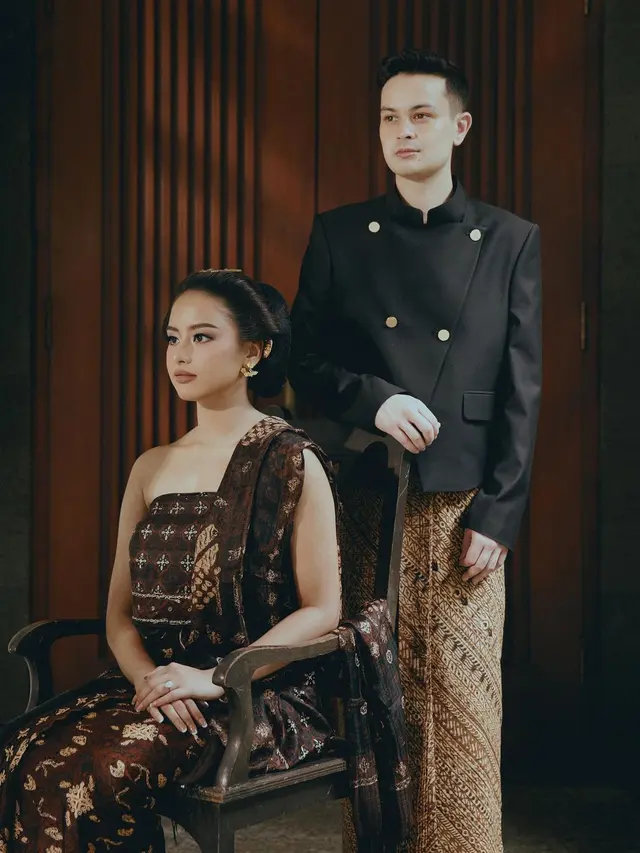 6 Potret Prewedding Amanda Khairunnisa dan Calon Suami Asal Inggris dengan Busana Adat Jawa