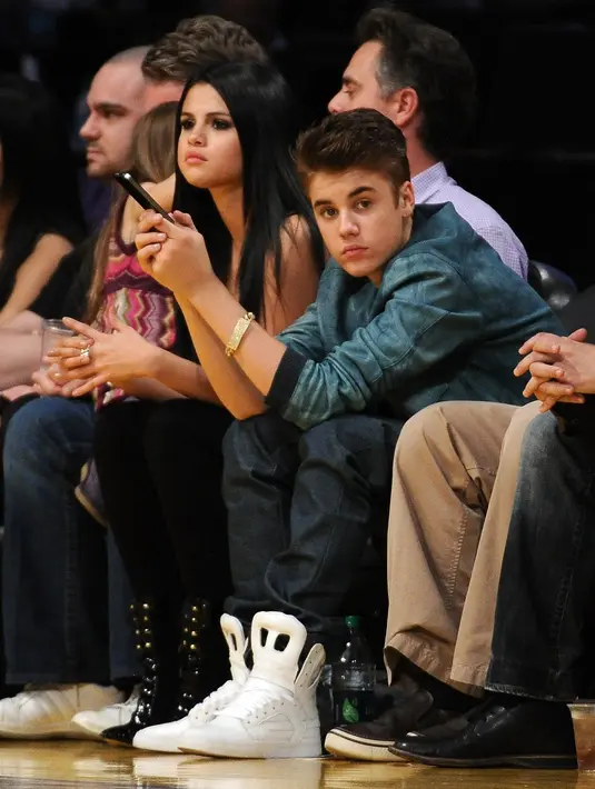 Kini, hubungan baik antara Selena dan Justin sudah tidak bisa dilihat lagi. Hal tersebut bermula ketika Selena Gomez mengomentari instagram milik Justin. Tak lama kemudian, Justin Bieber menutup akun instagramnya. (AFP/Bintang.com)