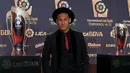 Penampilan Neymar yang bermain untuk Barcelona dan Timnas Brasil ini memikat hati banyak wanita. (AFP/Lluis Gene)