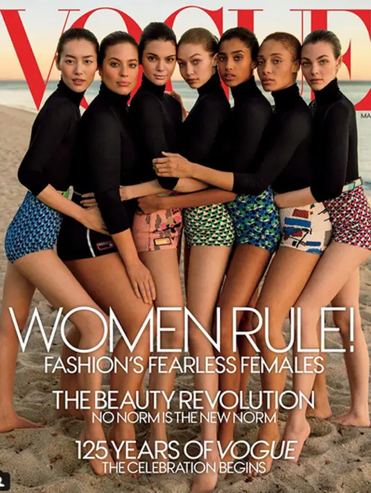 Selain itu, tangan Gigi pun tampak aneh lantaran kegagalan proses editing dengan photoshop. Hal ini tentusaja mengundang komentar dari para netizen yang menyudutkan majalah tersebut. (doc.dailymail.com)