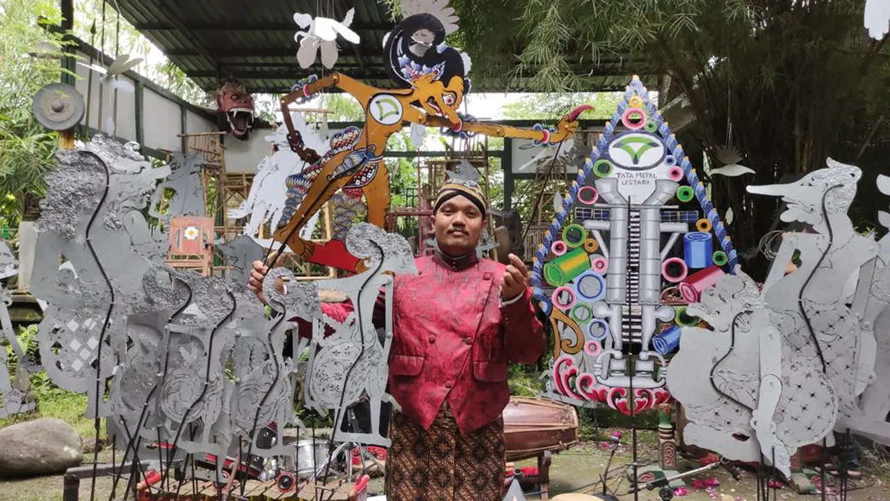 Wayang Baja