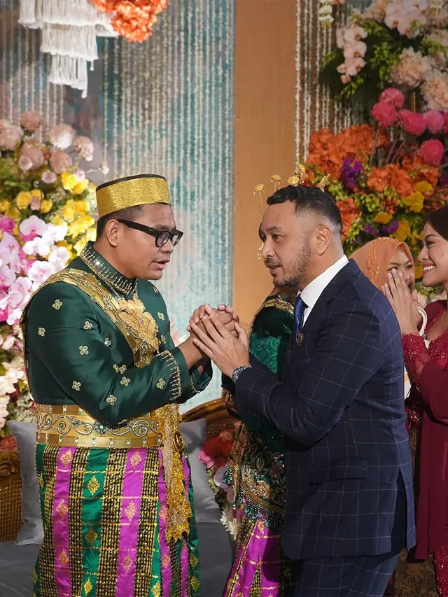 7 Potret Tamu Seleb di Pernikahan Wakil Ketua MPR RI, Komeng hingga Merry Riana