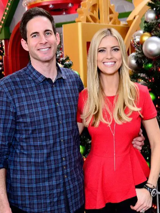 Lantaran perbedaan pendapat hingga menimbulkan perdebatan pada enam bulan lalu menyebabkan keduanya memutuskan untuk bercerai. Mereka pun menuturkan tidak ada kekerasan di dalamnya. (AFP/Bintang.com)