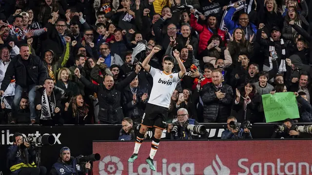 Gol Benzema Selamatkan Real Madrid dari Kekalahan di Kandang Valencia