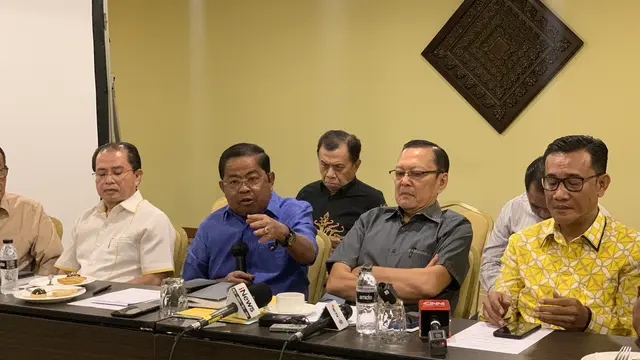 Eksponen Partai Golkar atau Pemrakarsa Kebangkitan Partai Golkar mendesak, Ketua Umum Golkar Airlangga Hartarto mundur dari jabatan ketua umum.