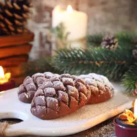 ilustrasi kue cokelat bunga pinus/photosimysia/Shutterstock
