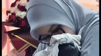 Syahrini Bagikan Foto Terbaru Princess R di Singapura, Rambutnya Bikin Salah Fokus. foto: Instagram @princessyahrini dan TikTok @rafaelapage00