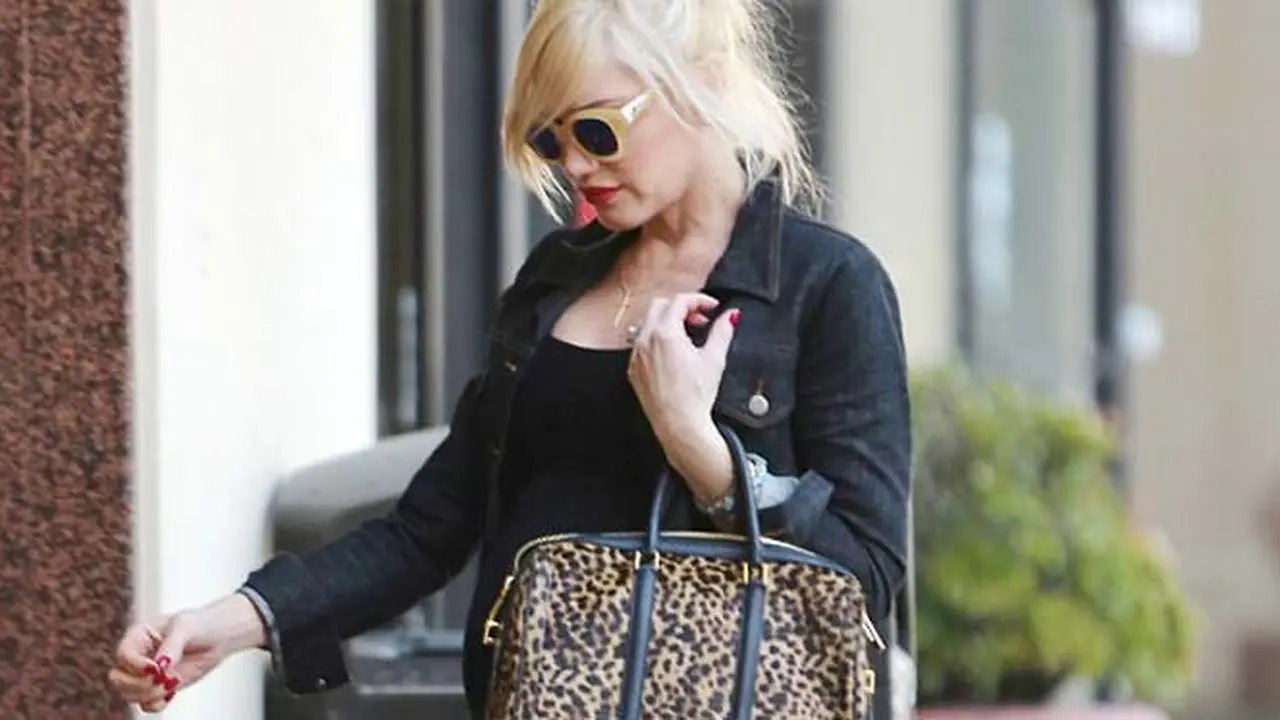 gwen-cantik-150218c.jpg