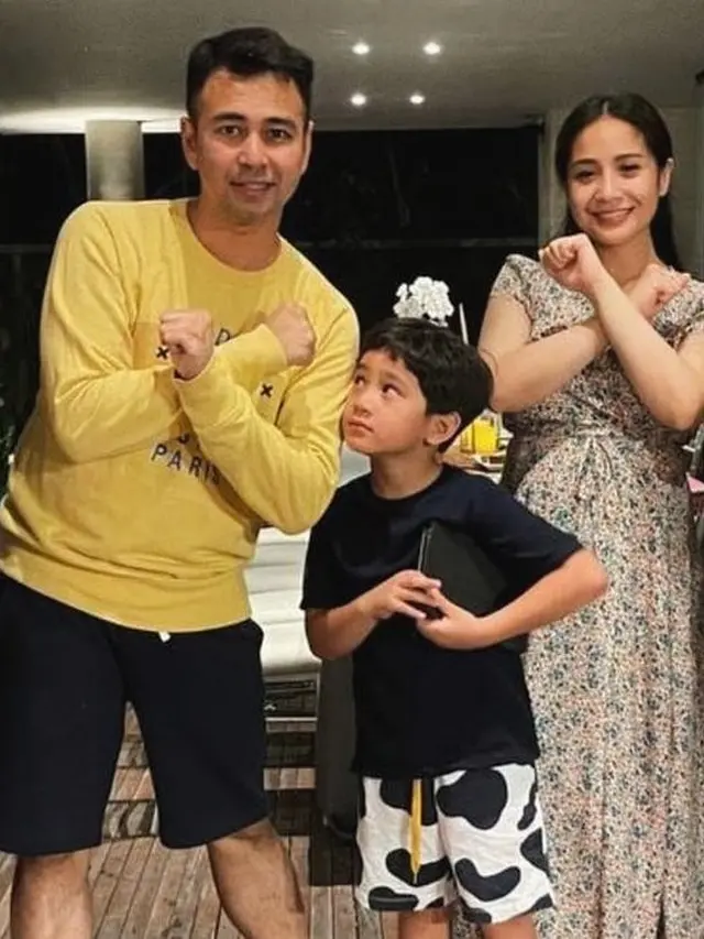 Sudah Makin Kelihatan, Ini 7 Potret Nagita Slavina Pamer Baby