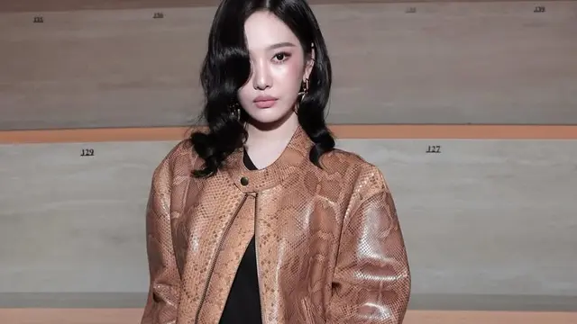 Ningning aespa Pancarkan Aura Gucci Girl dengan Gaya Slay Edgy di Milan Fashion Week 2026