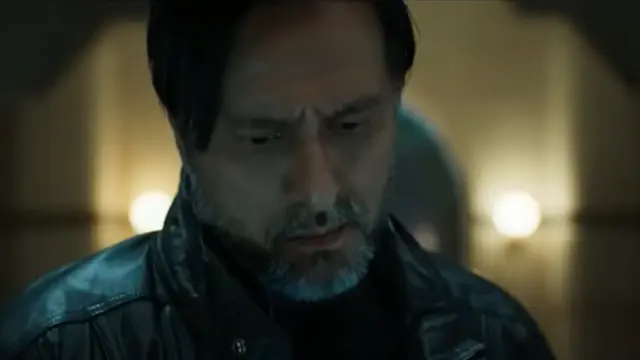 Bront Palarae sebagai Arya dalam film Dendam Malam Kelam. (Foto: Dok. Falcon Pictures)