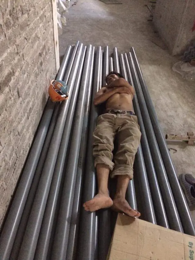 6 Tempat Tidur Kuli Bangunan di Lokasi Proyek Ini Anti-mainstream