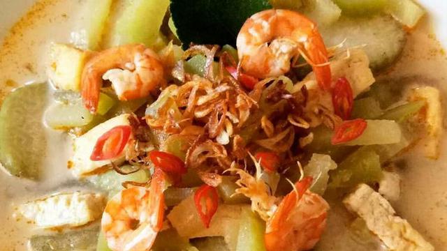 Sayur ketupat Lebaran