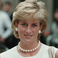 Lady Diana salah satu pesohor dunia yang meninggal dunia kecelakaan (Foto: e-blogueria)