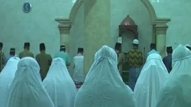 Syatariyah Baru Mulai Puasa Hari ini
