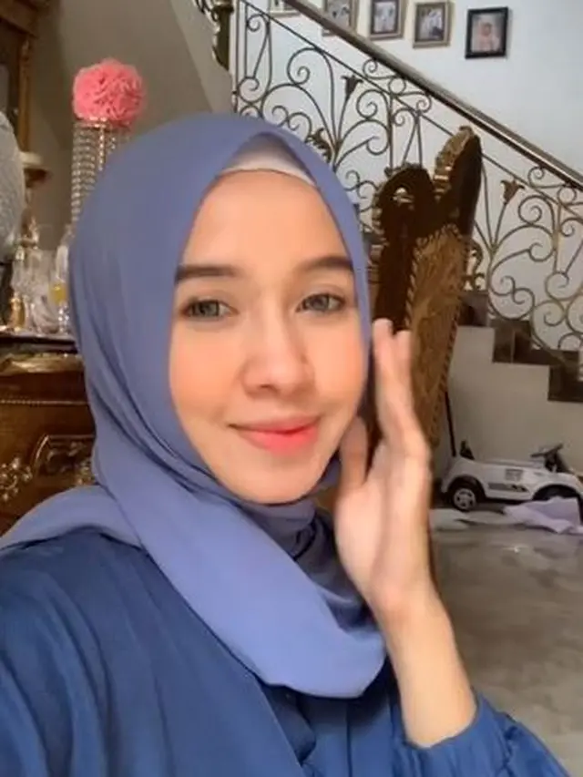 Disebut Mirip Laudya Cynthia Bella, Ini 6 Potret Wanita Viral di TikTok