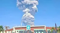 Kondisi Lima Pendaki Saat Gunung Api Dukono di Halmahera Utara Erupsi