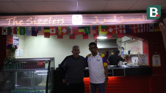 Mustafa Ibrahim (kanan)