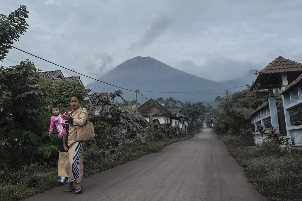Penampakan Terkini Gunung Semeru