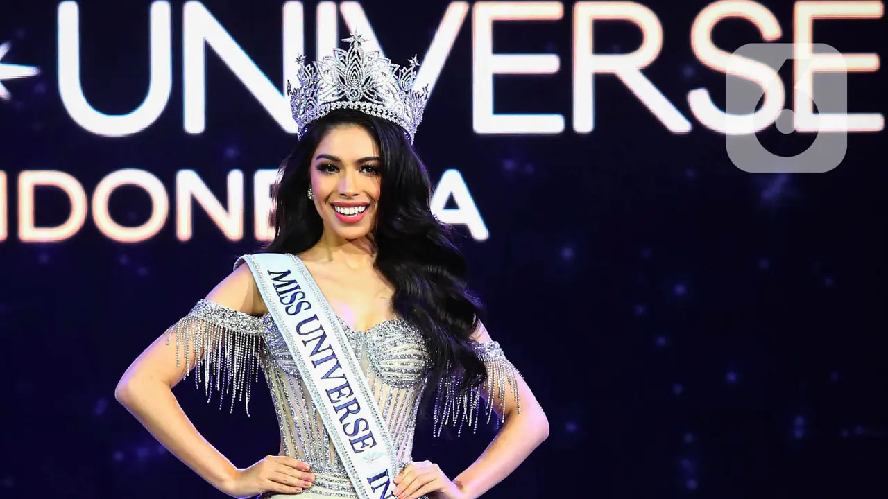 Pesona Clara Shafira Krebs Jelang Berkompetisi di Ajang Miss Universe 2024