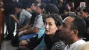 Artis Atiqah Hasiholan yang juga anak Ratna Sarumpaet saat mengikuti jalannya sidang dakwaan perdana atas kasus penyebaran berita hoaks di PN Jakarta Selatan, Kamis (29/2). (Liputan6.com/Herman Zakharia)