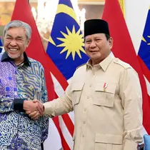 Presiden Prabowo Subianto menerima kunjungan kehormatan Wakil PM Malaysia, Dato' Seri Ahmad Zahid bin Hamidi di Istana Merdeka, Jakarta, Selasa 22 April 2025. (Foto: Muchlis Jr - Biro Pers Sekretariat Presiden)