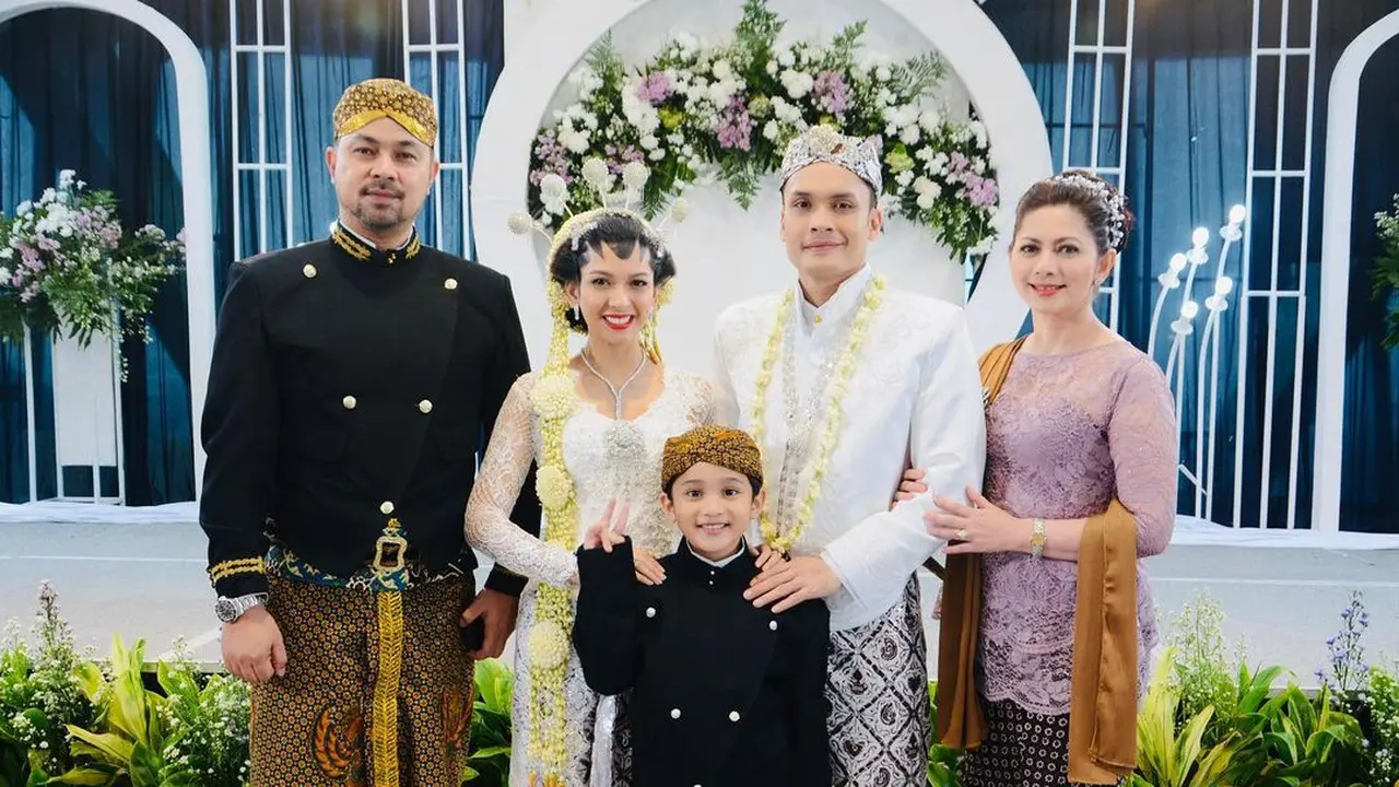 Randy Pangalila dan Alisia Rininta jalani adegan pernikahan di sinetron Takdir Cinta yang Kupilih (foto: instagram cutkeke_xavier)