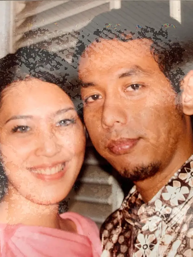 19 Tahun Menikah, Ini 7 Potret Lawas Pongki Barata dan Sophie Navita