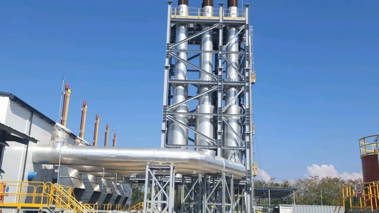 Pembangkit Listrik Tenaga Mesin Gas (PLTMG) Kupang Peaker berkapasitas 40 Megawatt (MW). (Dok PLN)