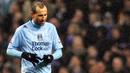 Manchester City's midfielder Martin Petrov leaves the field fater being sent off against Everton during their English Premiership football match February 25, 2008 at The City of Manchester Stadium. AFP PHOTO/PAUL ELLIS